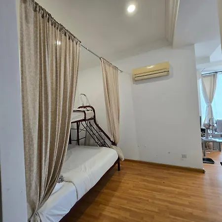 Behind Klcc Twin Towers Apartment Kuala Lumpur Room photo