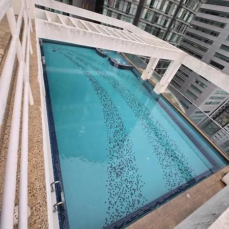 Behind Klcc Twin Towers Apartment Kuala Lumpur Exterior photo